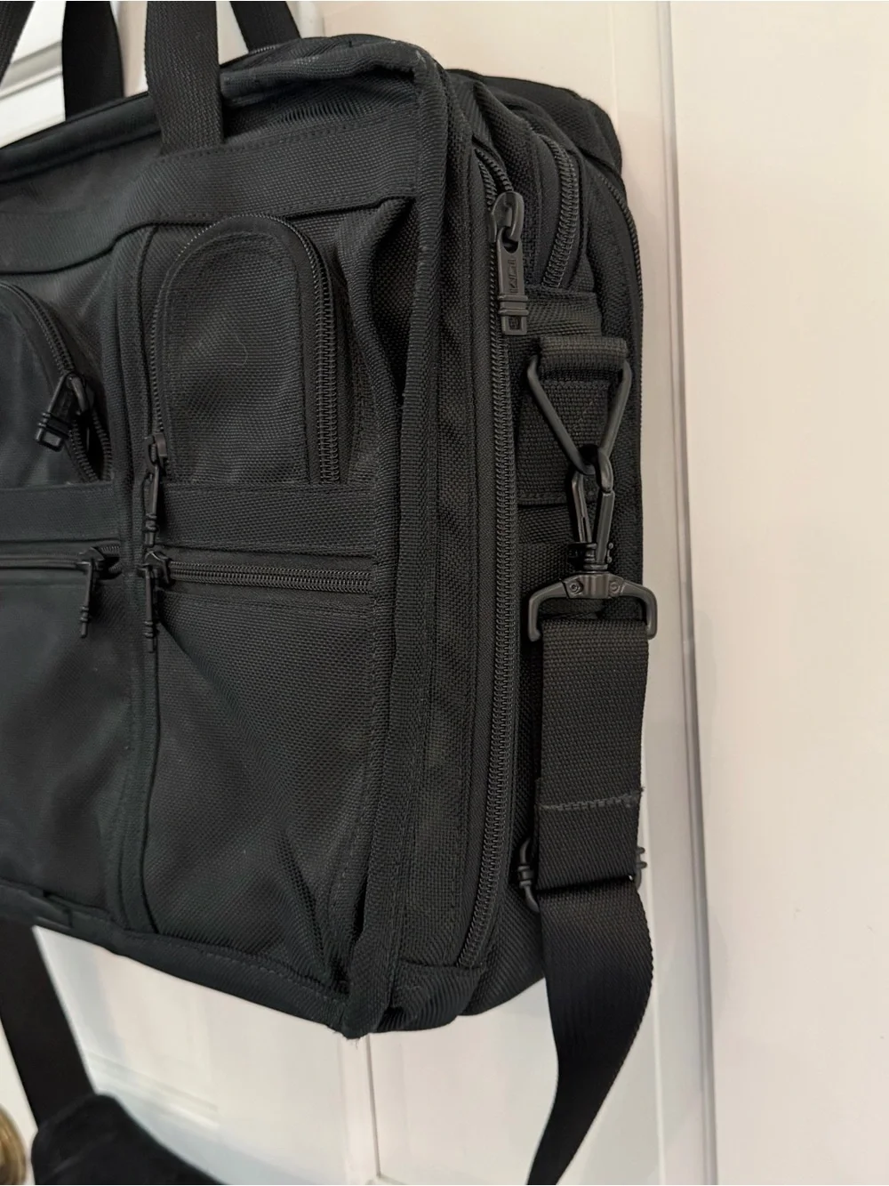 Black Men's Briefcase Laptop Bag - large three compartment Tumi